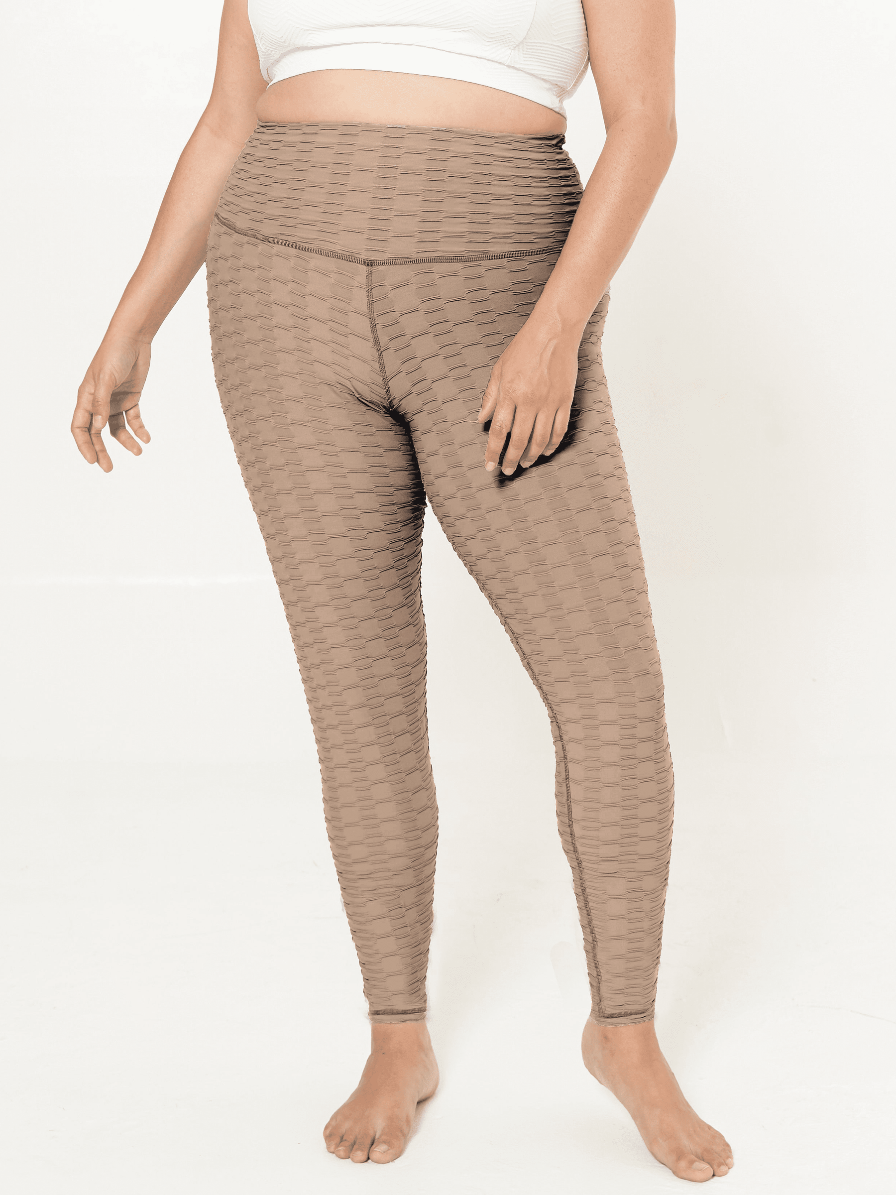 https://www.lolagetts.com/cdn/shop/products/lola-getts-bottoms-hi-rise-leggings-simply-taupe-links-pattern-high-rise-leggings-best-plus-size-compression-leggings-29141725249651_1800x.png?v=1698266622