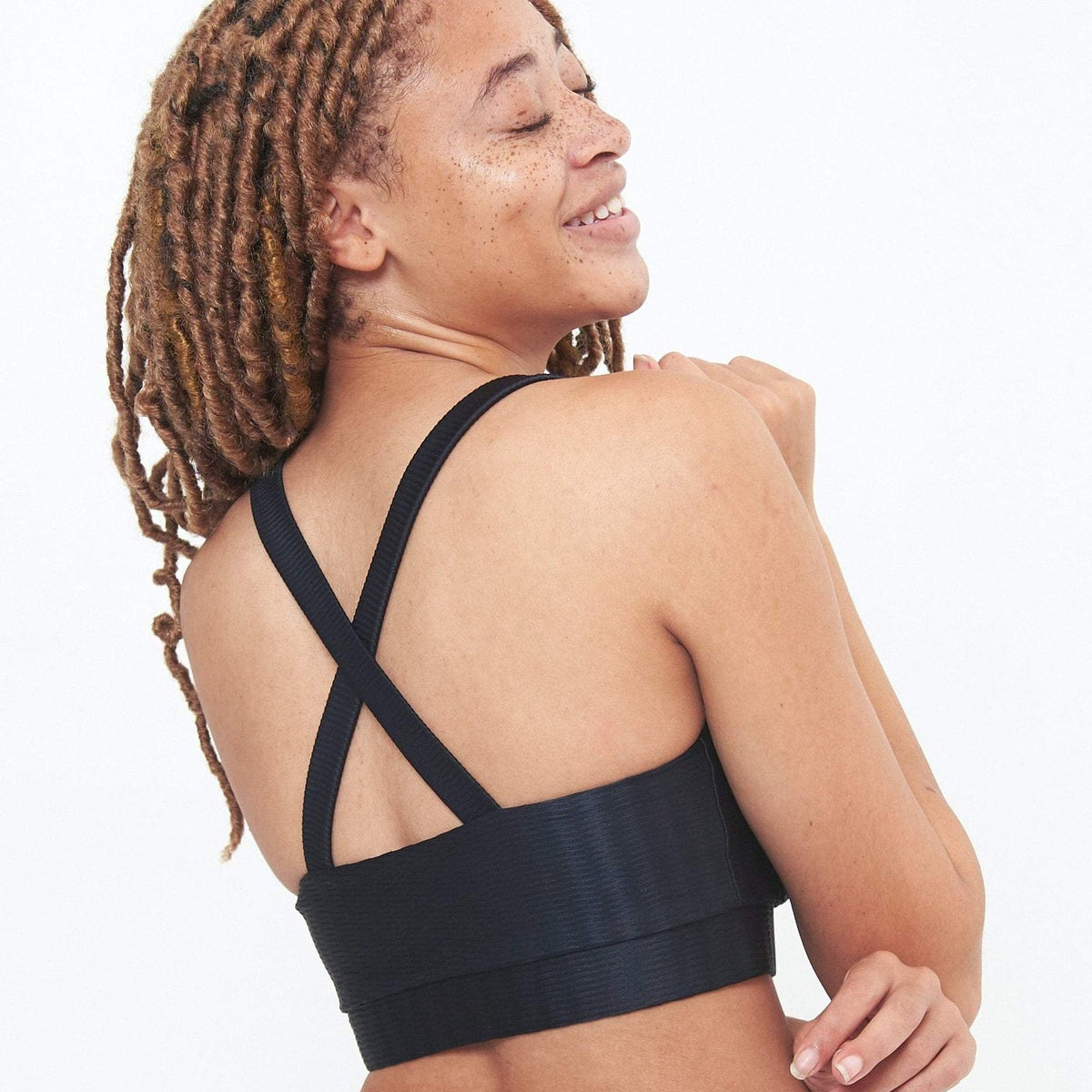 Cross Back Performance Bra Top - Black Zap Pattern