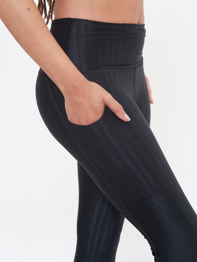 Hi-Rise Square Pocket Leggings - Black Zap